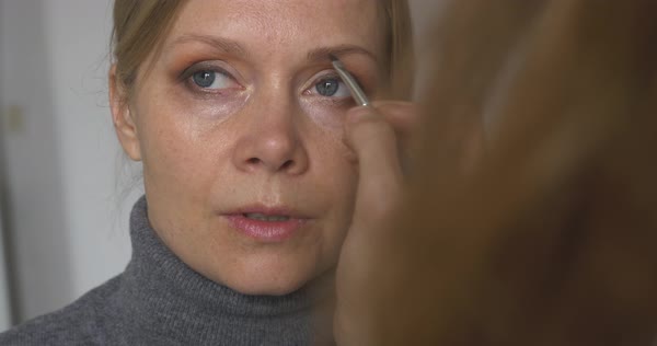 Foundation Contour And Highlight Makeup Tutorial Youtube