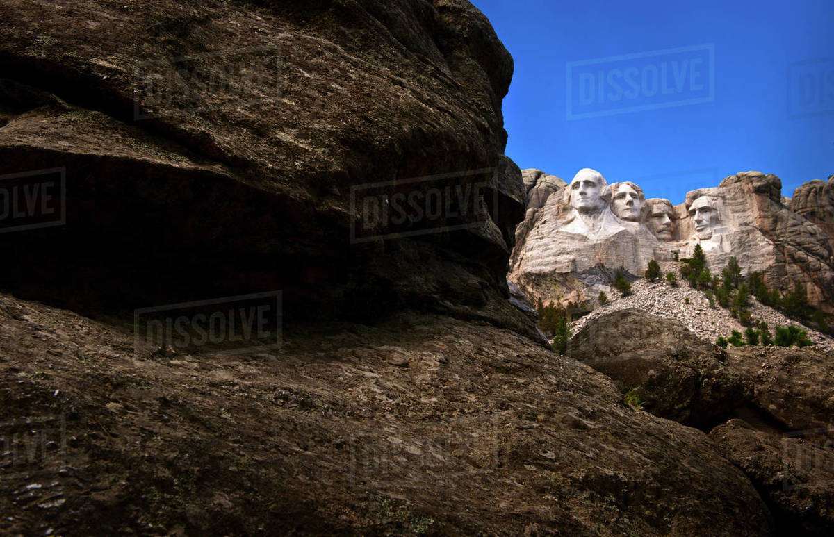 USA, South Dakota, Mount Rushmore, Rocks and boulders next to Mount