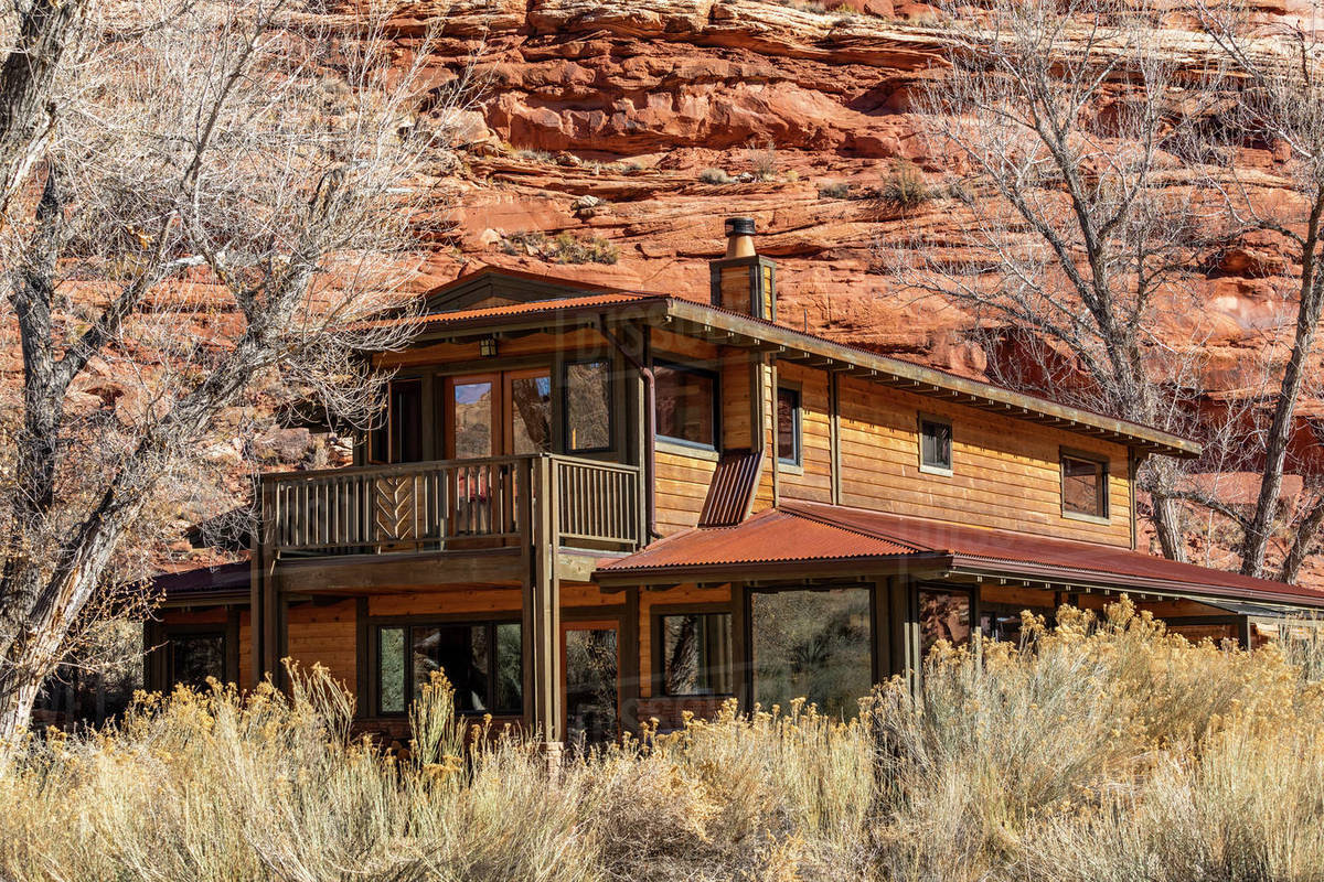 USA, Utah, Escalante, House in Grand StaircaseEscalante National