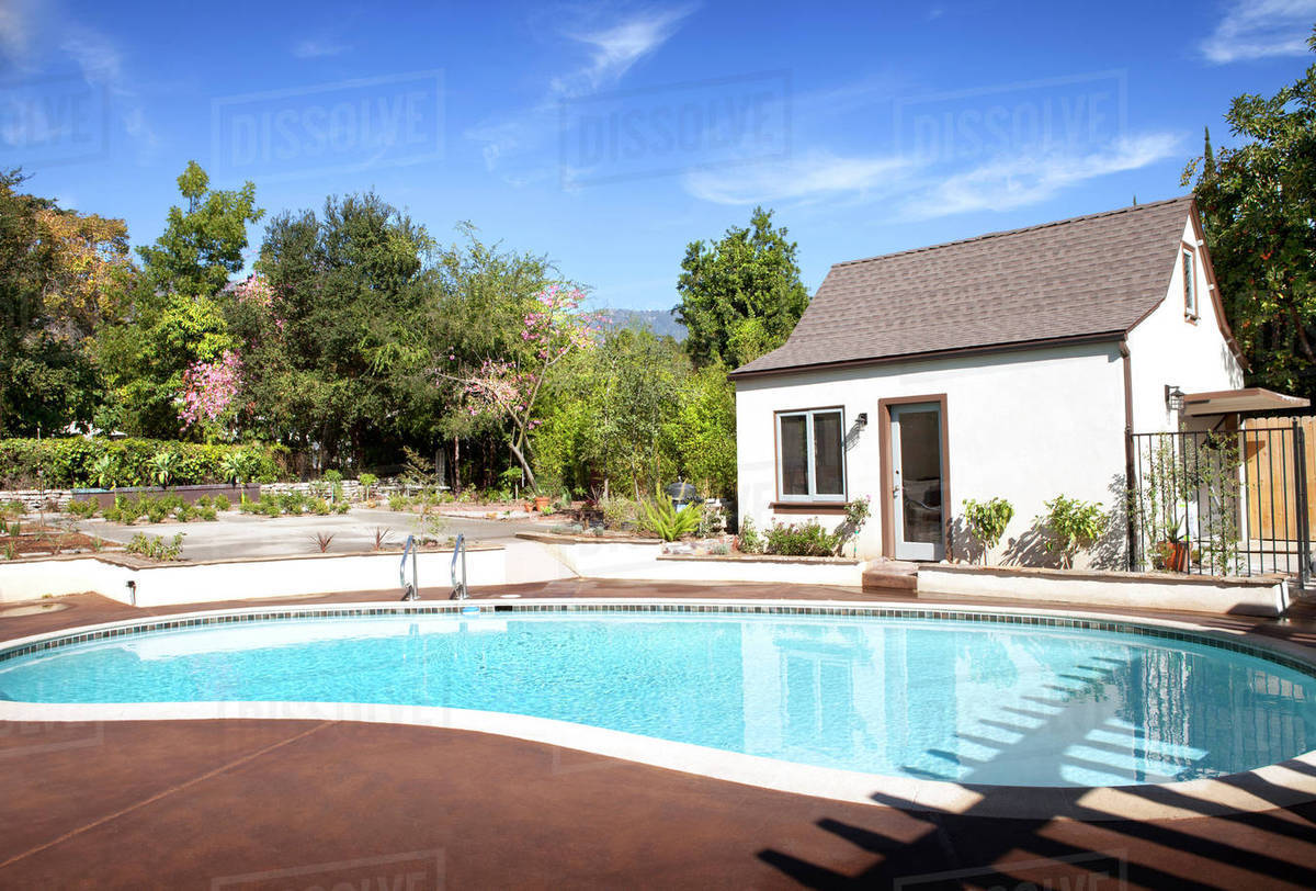 Inground pool in cottage backyard, Pasadena, California, USA Stock