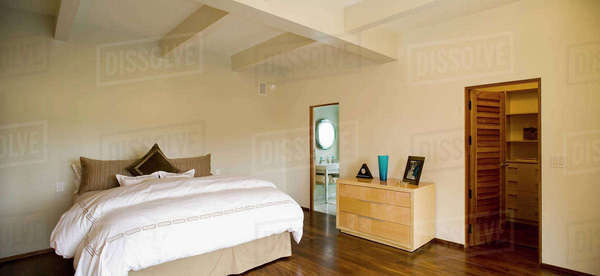 modern minimalist bedroom cozy modern minimalist bedroom royaltyfree stock photo master stock photo dissolve modern minimalist bedroom cozy modern minimalist bedroom royaltyfree stock photo master stock photo dissolve