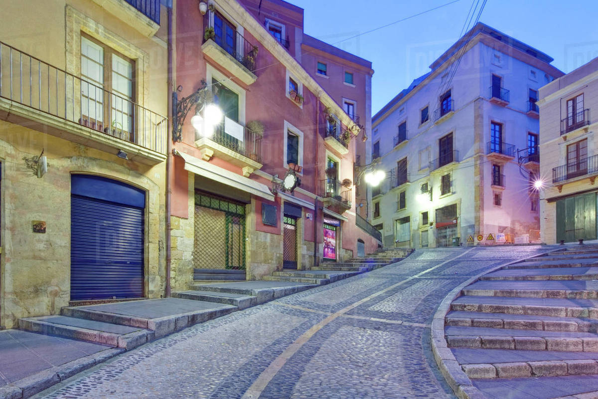 Historic old town in the center of Tarragona, with steep cobbled