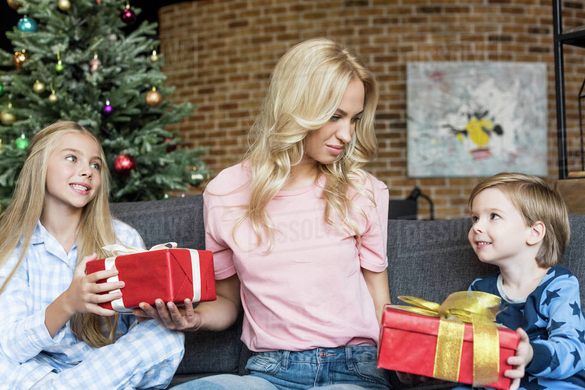 christmas gifts for young moms