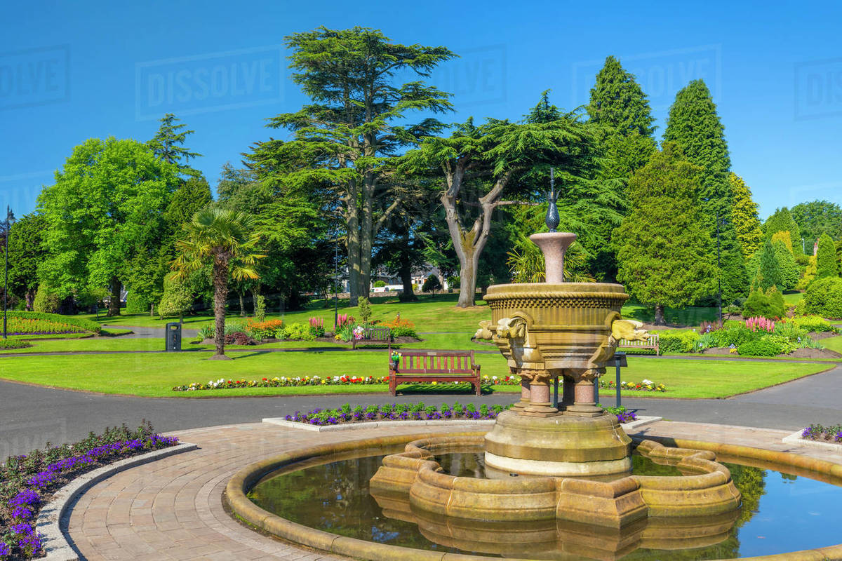 Levengrove Park, Fountain and Arborteum, Dumbarton, West Dunbartonshire