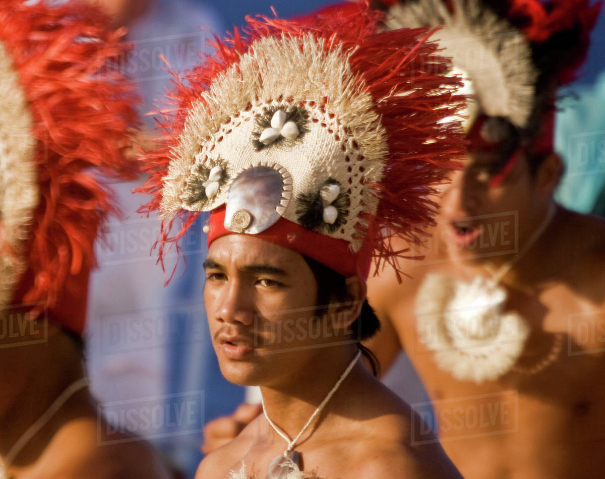 Polynesia, Cook Islands, Male dancer in traditional
