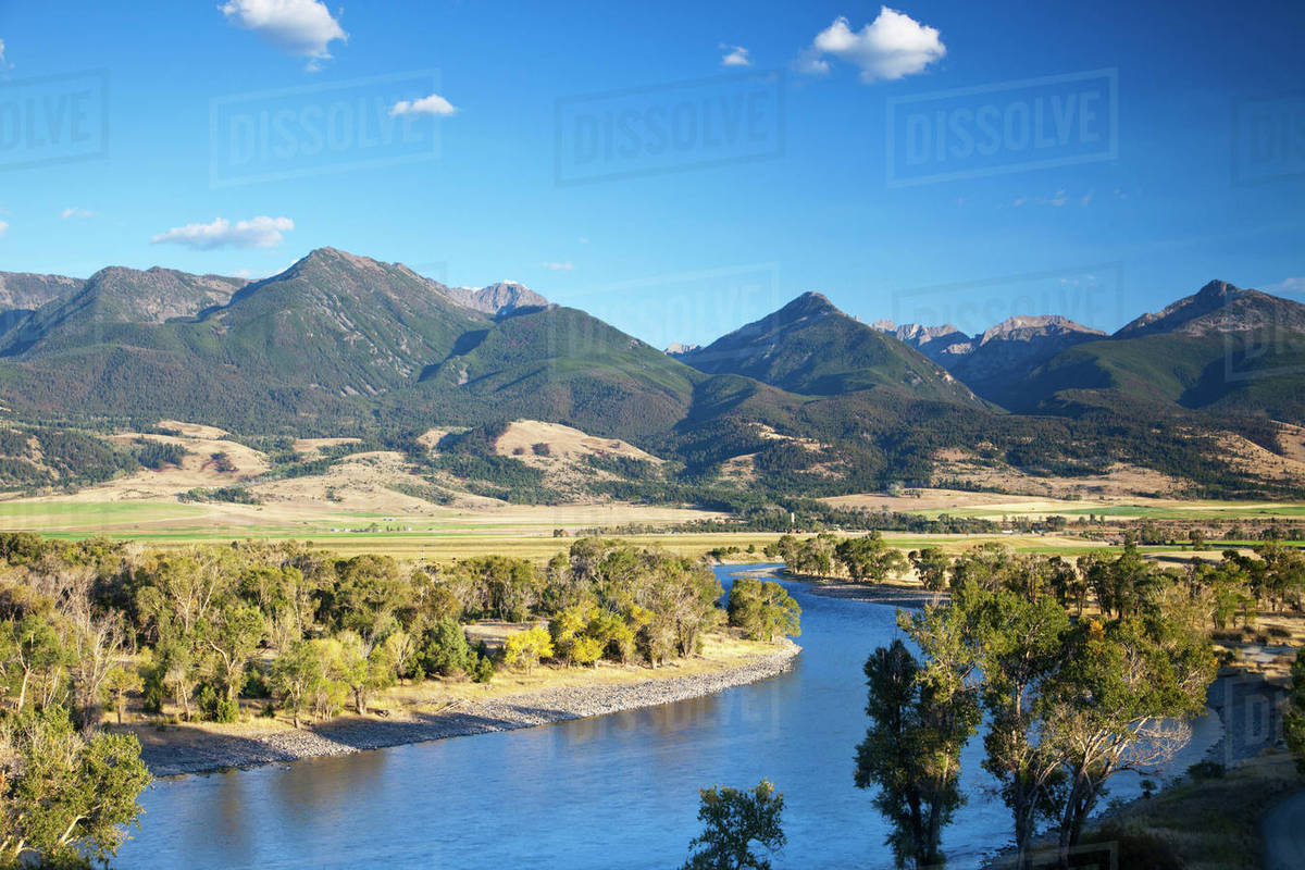 The Yellowstone River flows through Paradise Valley with Absaroka