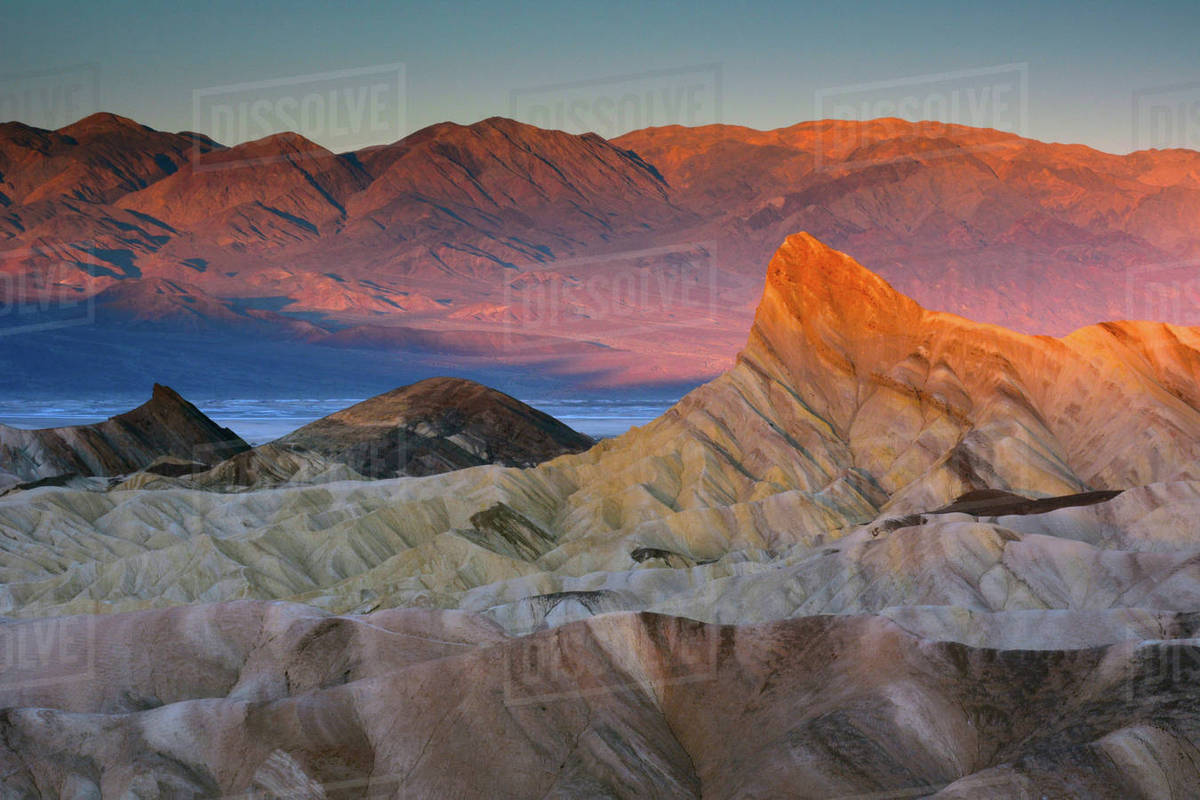 Manly Beacon, Zabriskie Point, sunrise, Death Valley National Park