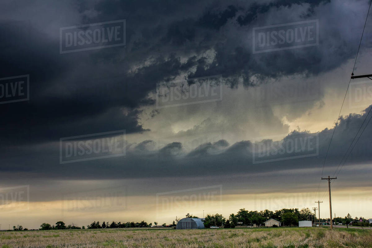 KelvinHelmholtz waves form on tornadic thunderstorm, Quinter, Kansas