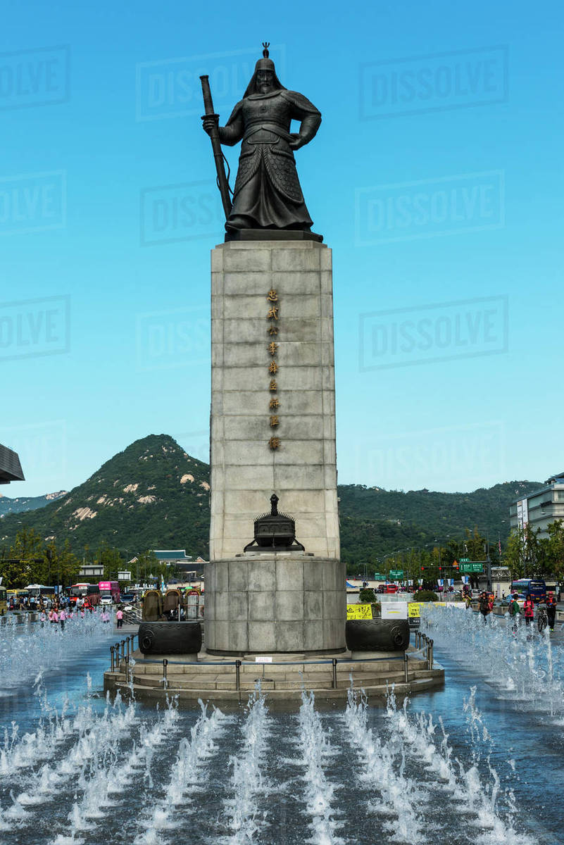 Statue of the Admiral Yi Sunsin, Gwanghwamun Plaza; Seoul, South Korea