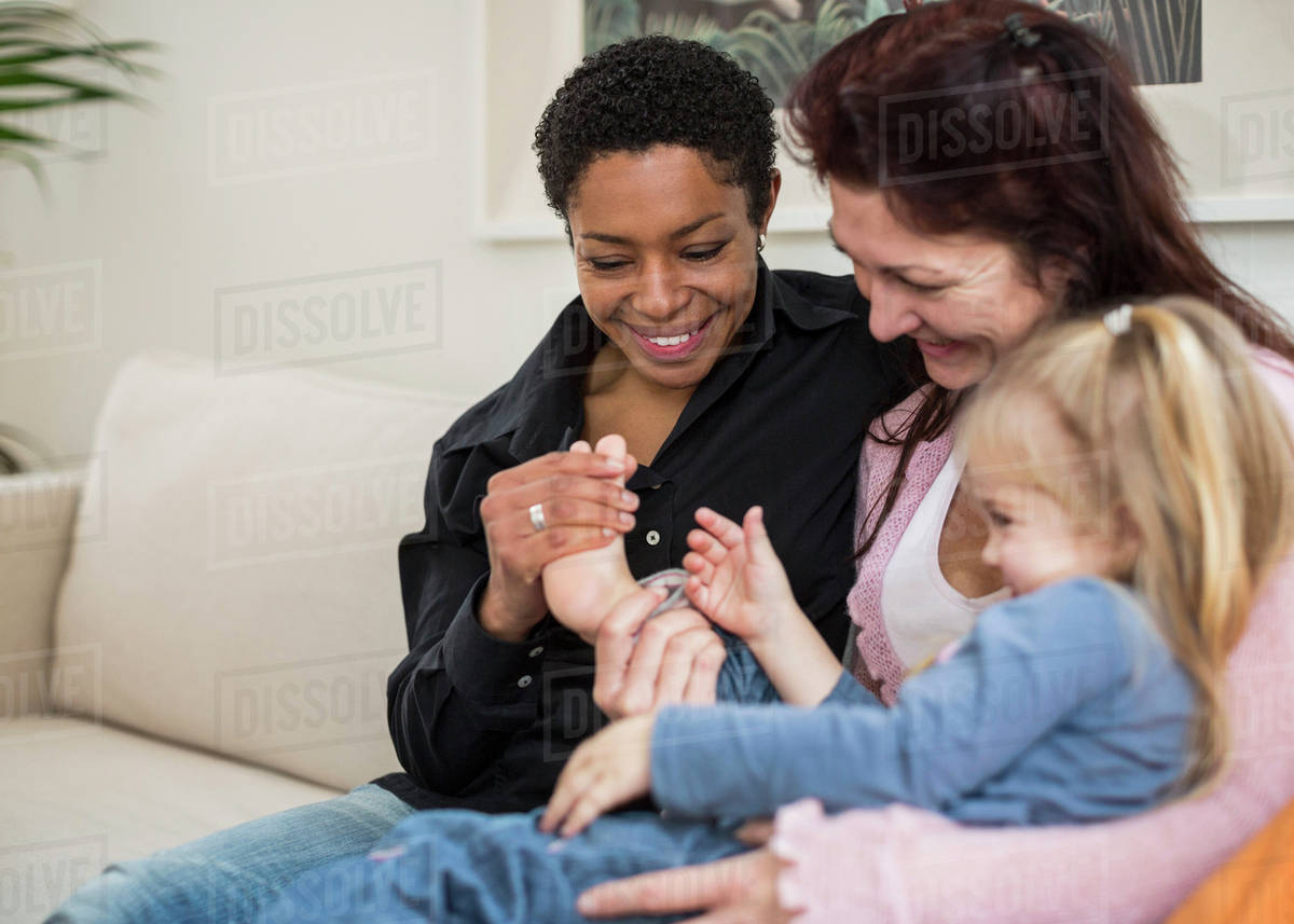 Moms Lesbians Free Pictures
